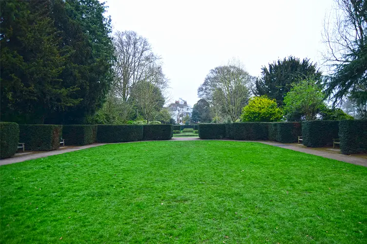 York House Gardens, Twickenham, London, UK